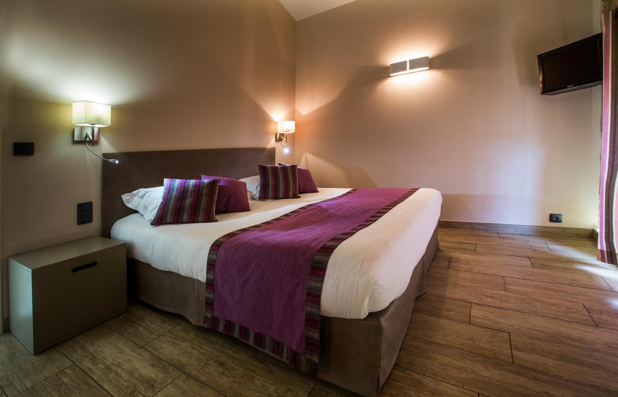 Logis Auberge Restaurant Du Vigneron Cucugnan Kültér fotó