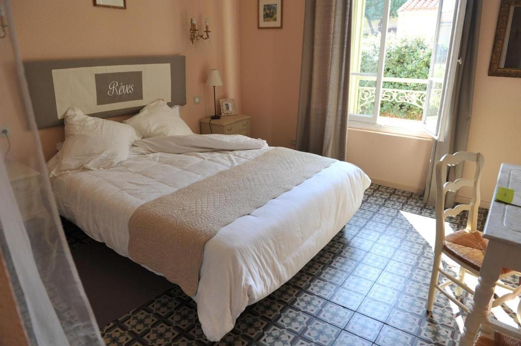 Logis Auberge Restaurant Du Vigneron Cucugnan Szoba fotó