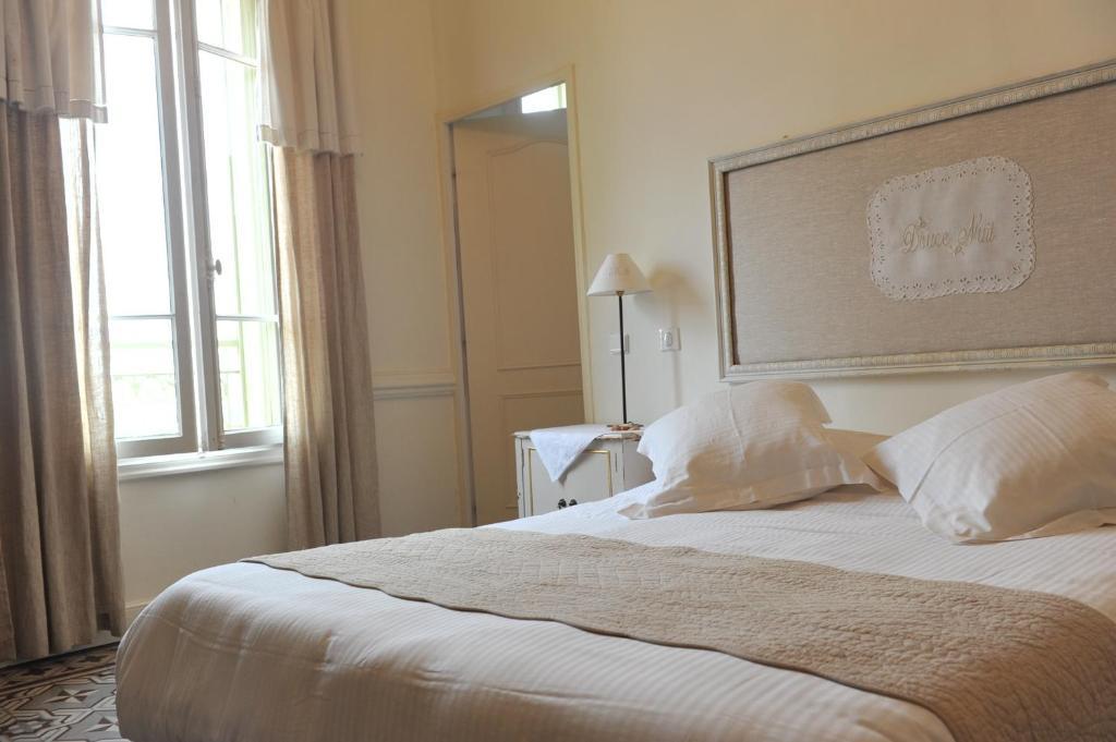 Logis Auberge Restaurant Du Vigneron Cucugnan Szoba fotó