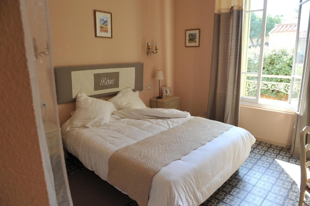 Logis Auberge Restaurant Du Vigneron Cucugnan Kültér fotó