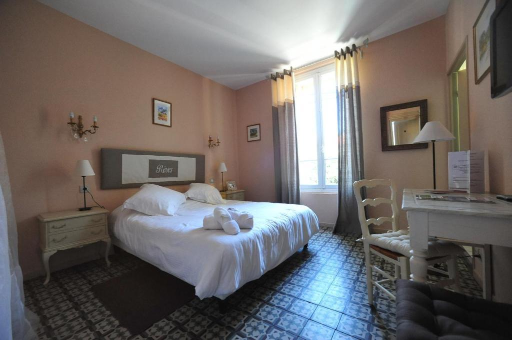 Logis Auberge Restaurant Du Vigneron Cucugnan Kültér fotó
