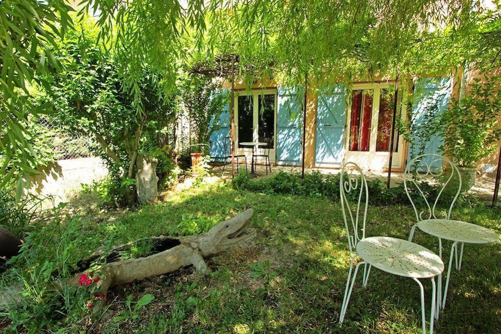 Logis Auberge Restaurant Du Vigneron Cucugnan Kültér fotó